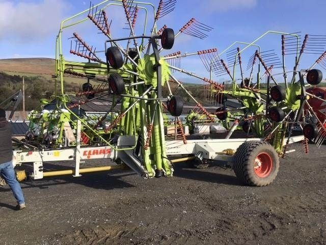 Claas Liner 2700 Karuzelowy przetrząsacz do siana