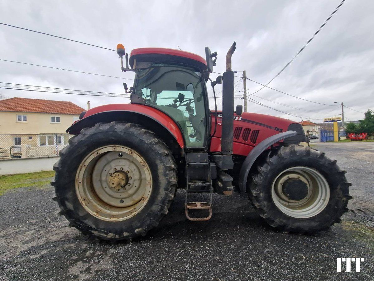 E FARM Case IH Puma 195 Tractor id 8EIQAU5 30 000 Year of construction 2007 Engine hours 7 700 Engine power HP 195 France