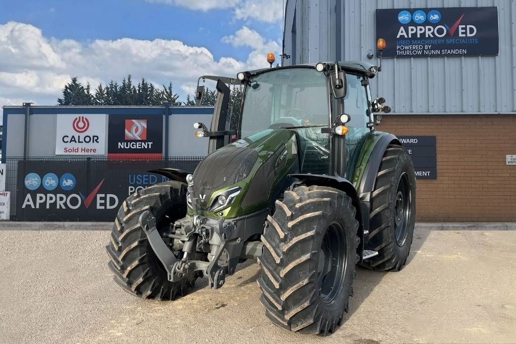 E-FARM: Valtra G125 - Traktor - id AWKZGAZ - 81.200 € - Baujahr: 2022 - Abgelesene Motorstunden: 3,Motorleistung (PS): 170,Vereinigtes Königreich
