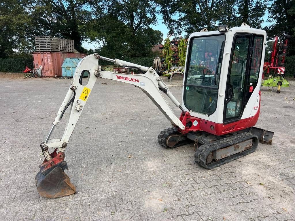 Takeuchi tb 216 Mini-pelle 16 000 €