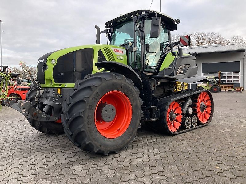 Claas Axion 960 Terra Trac Tractor €249,000