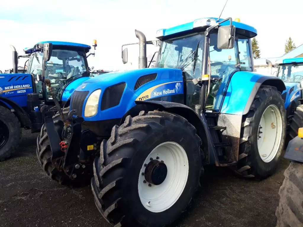 E-FARM: New Holland TVT170 - Tractor - id KIYW6FL - 33.000 € - Año: 2005 - Horas: 7400,Potencia del motor: 170,Francia