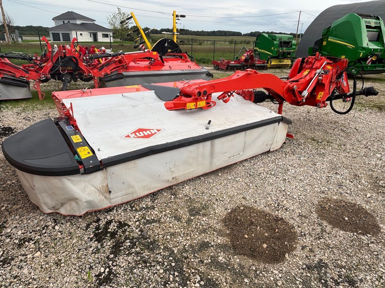 E-FARM: Kuhn FC 3115 D-FF - Mähwerk - id 7UXRF7Y - 13.900 € - Baujahr: 2020 - Frankreich