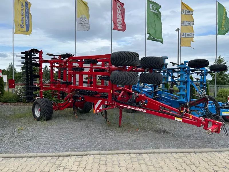 E-FARM: HORSCH terrano 5.4 gx - Grubber - id WJIZEPB - 48.600 € - Baujahr: 2023 - Deutschland