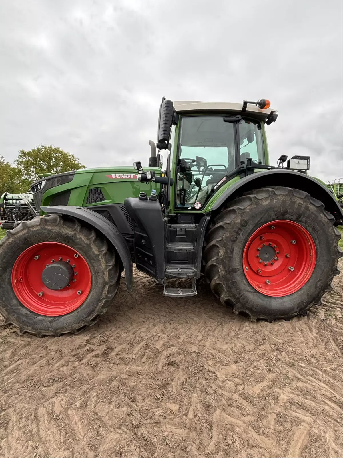 E-FARM: Fendt 942 Vario ProfiPlus - Tractor - id CPHSJGU - 239.900 € - Año: 2020 - Horas: 3900,Potencia del motor: 420,Alemania