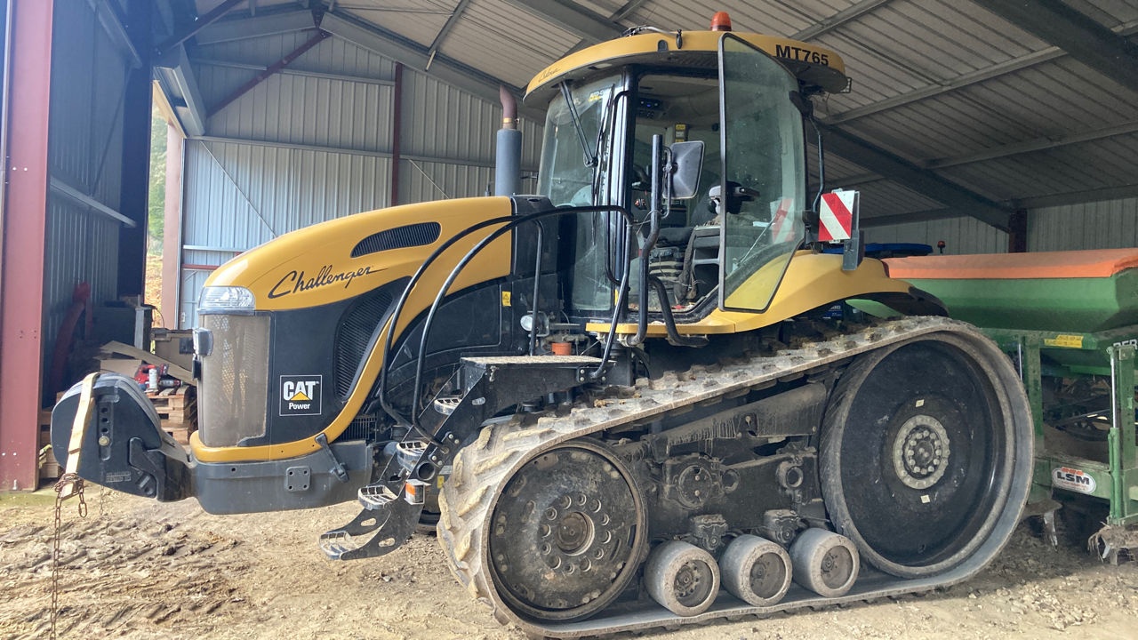 Challenger MT765 tractor €78,000