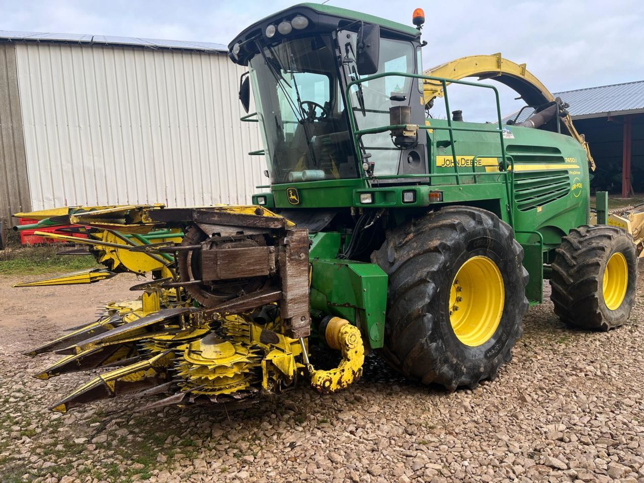 E-FARM: John Deere 7450 i - Self propelled forage harvester - id S5TUPH1 - €70,000 - Year of construction: 2012 - Engine hours: 4,081,France