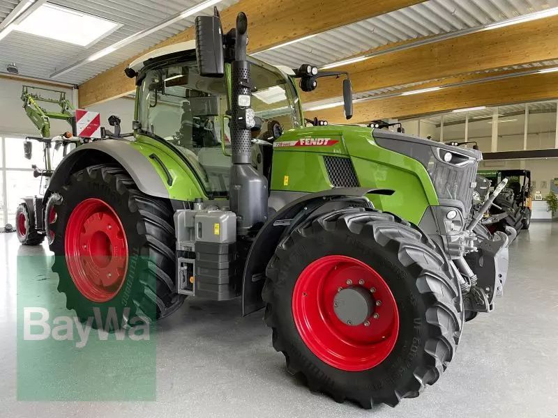 Fendt 728 Vario Profi Plus Traktor 225 630 €