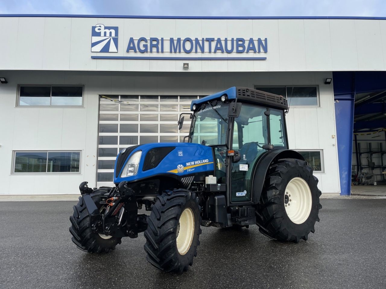 New Holland T4.100 tractor €41,000