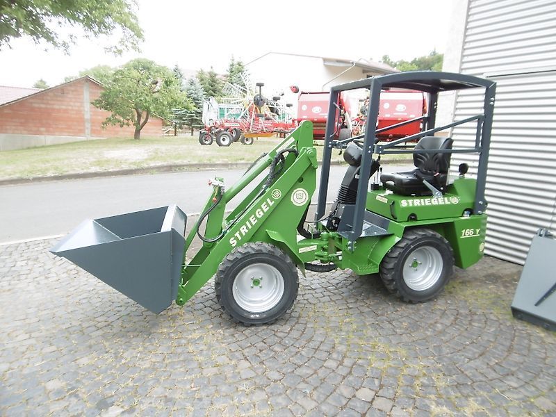 Striegel 166 y Skid steer loader €19,900