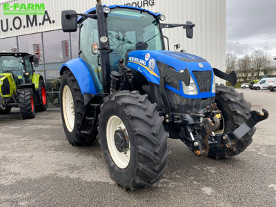 E-FARM: New Holland T5.105 - Tractor - id EACYIQP - €40,000 - Year of construction: 2016 - Engine hours: 4,810,Engine power (HP): 105,France