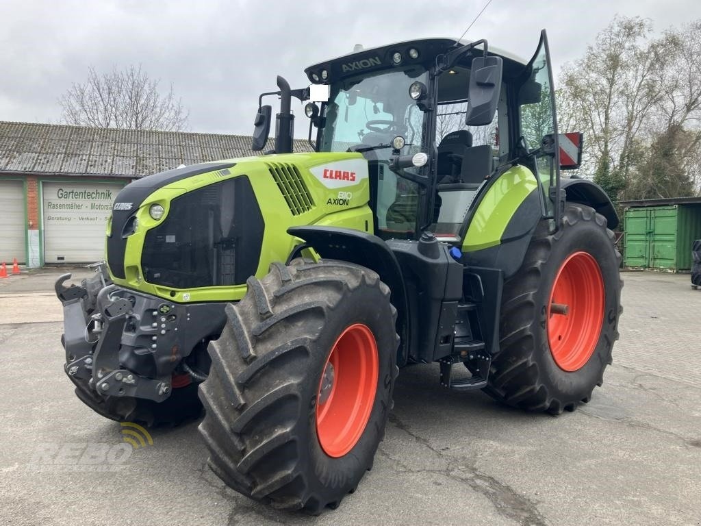 Claas axion 810 tractor €129,000
