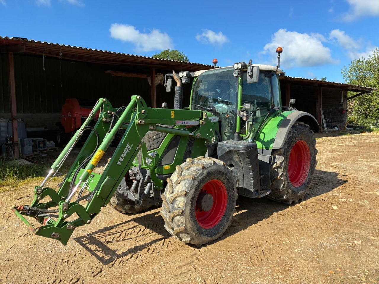 Fendt 716 Vario Tractor €67,000