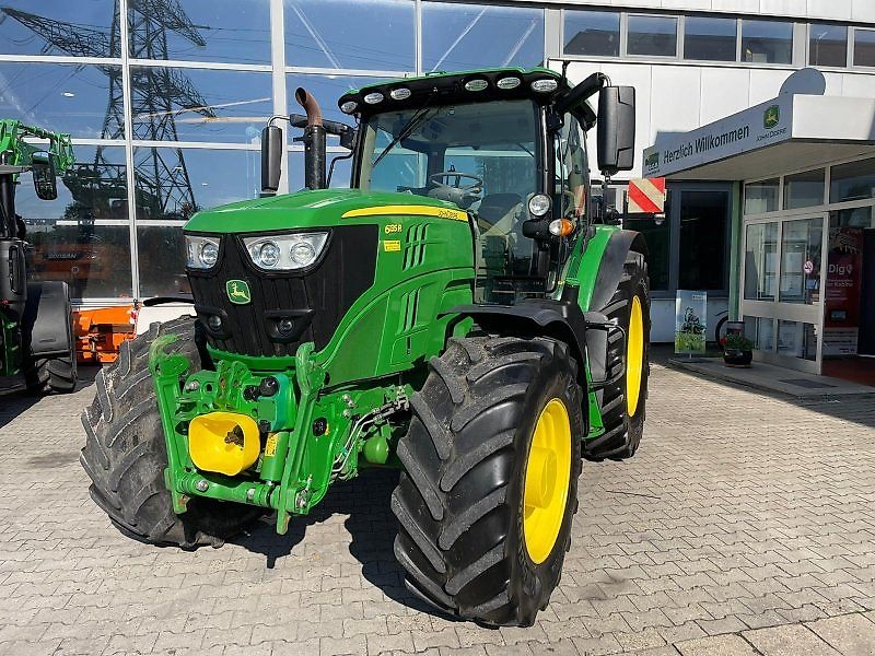 John Deere 6135 R tractor 81 200 €