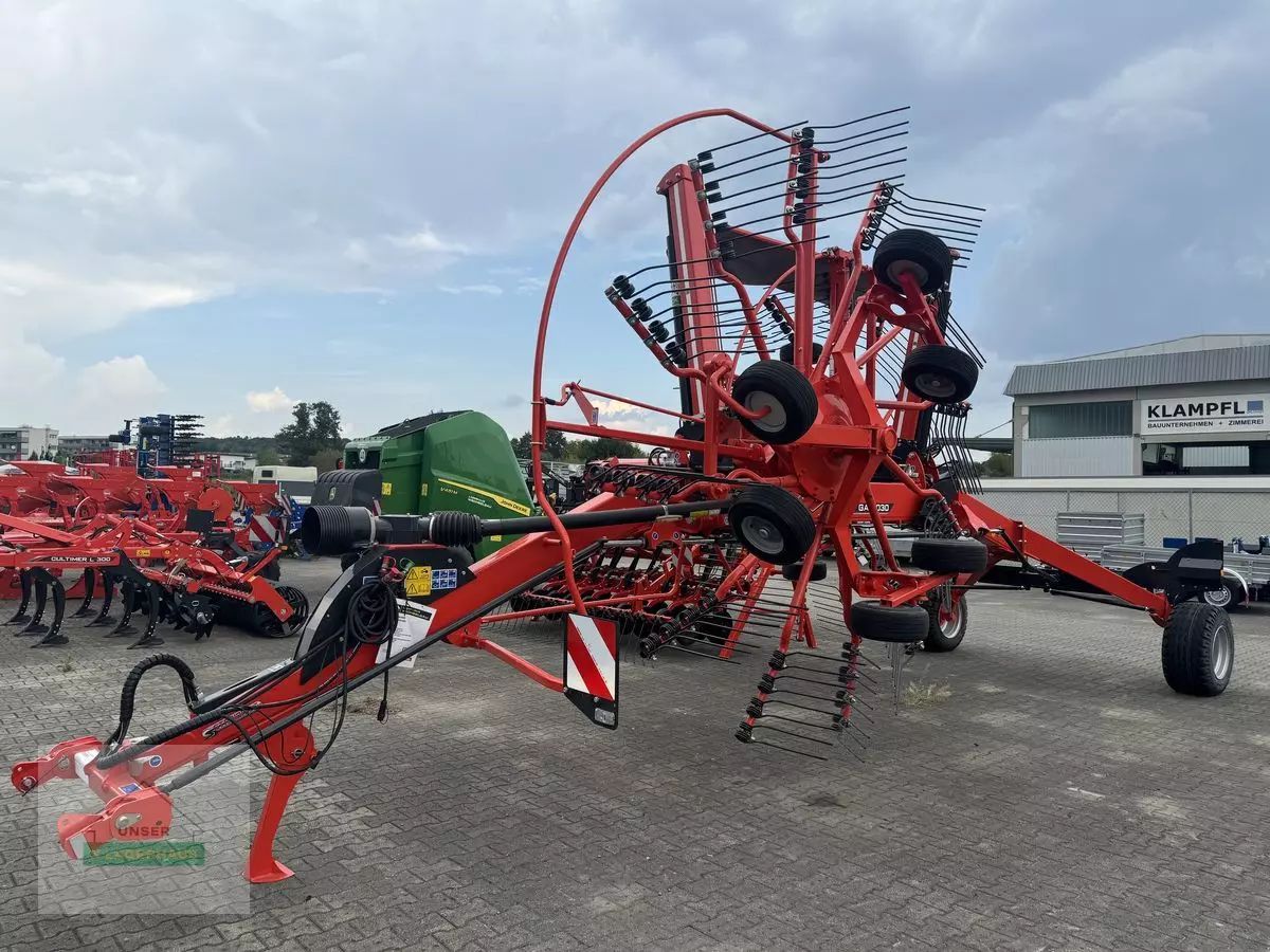 E-FARM: Kuhn GA 8030 - Andaineur - id HLVD9IU - 29 158 € - Année: 2024 - Autriche