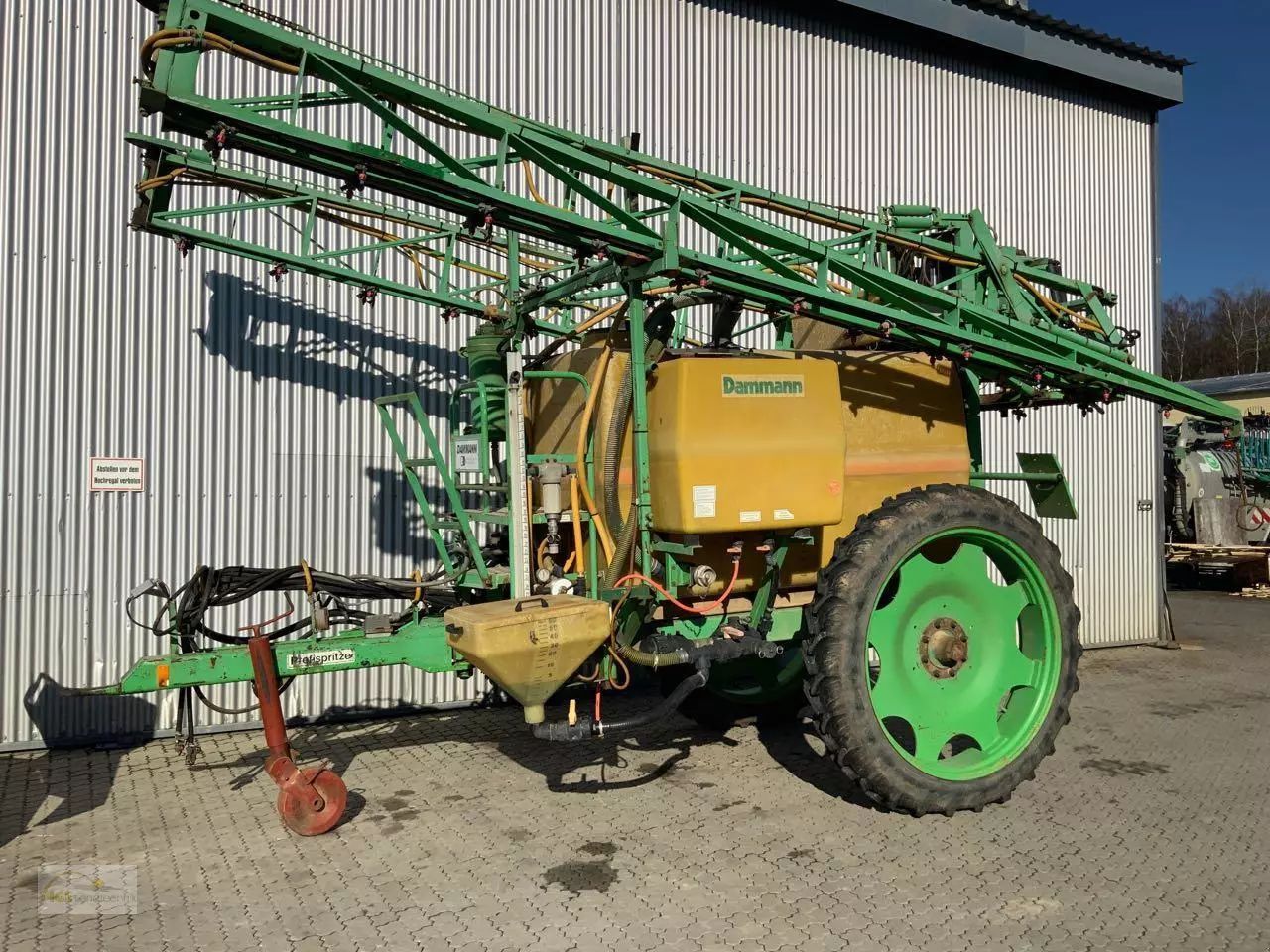 E-FARM: Dammann 3000 liter - Opryskiwacz - id CXLN2AV - 5798 € - Rok produkcji: 1996 - Niemcy