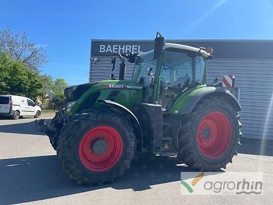 Fendt 720 Vario Tractor €142,000