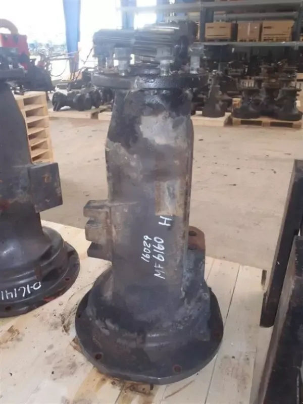 Massey Ferguson 6160 Parts