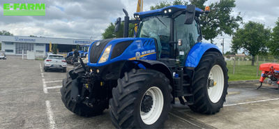 E-FARM: New Holland T7.270 - Tractor - id RBFKTMI - €99,000 - Year of construction: 2018 - Engine hours: 3,334,Engine power (HP): 260,France