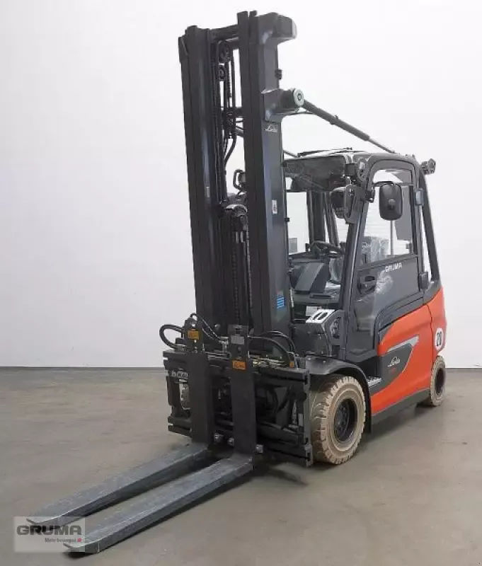 E-FARM: Linde e 30 1252 - Vysokozdvižný vozík - id LC8CYF7 - 62 900 € - Rok výroby: 2024 - Hodiny motoru: 6,Německo