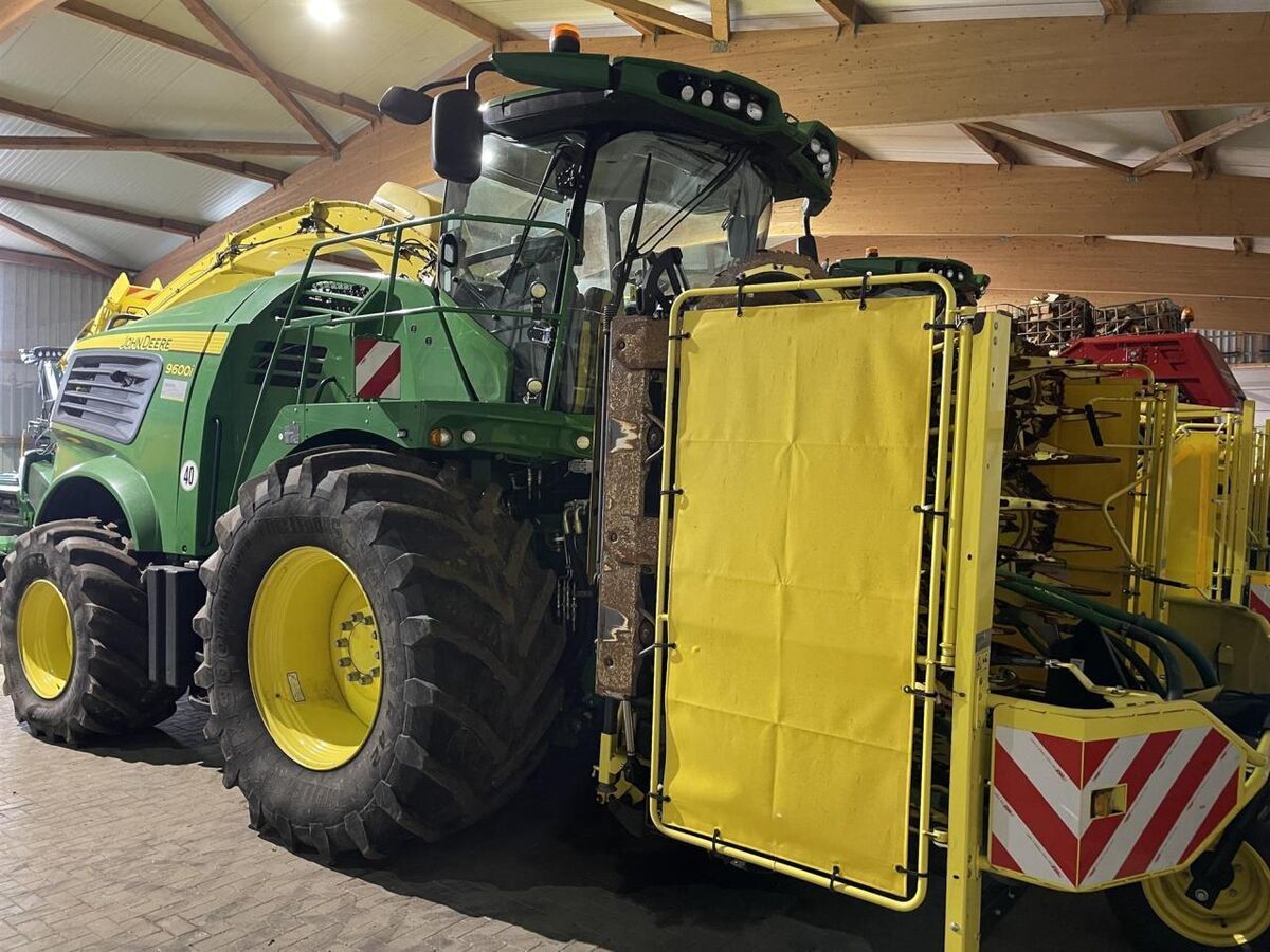 E-FARM: John Deere 9600 - Feldhäcksler (selbstfahrend) - id SL9GACM - 270.000 € - Baujahr: 2019 - Abgelesene Motorstunden: 1.625,Motorleistung (PS): 626,Deutschland
