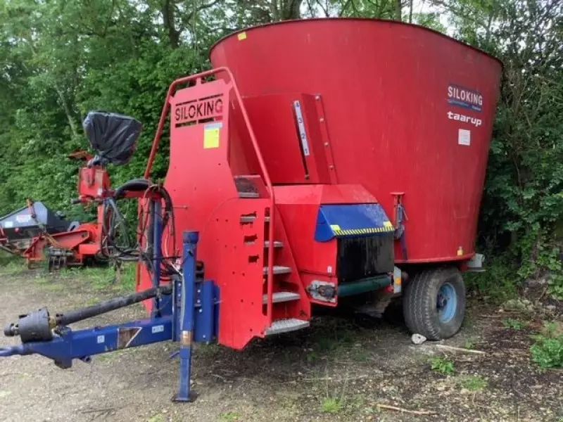 E-FARM: SILOKING siloking - Mixer feeder - id EDHCWHH - €7,800 - Year of construction: 2006 - France