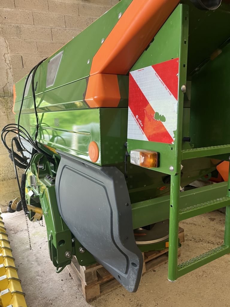 Amazone fortix zam 3001 Epandeur d'engrais 12 500 €