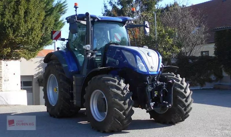 E-FARM: New Holland T7.300 - Tractor - id RFAQWEH - Anul: 2025 - Citeste ore: 25,Muterea motorului: 300,Austria