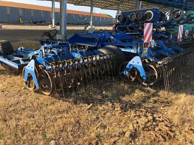 E-FARM: köckerling rebell classic - Kultywator - id MSNBTSR - 39 000 € - Rok produkcji: 2020 - Francja