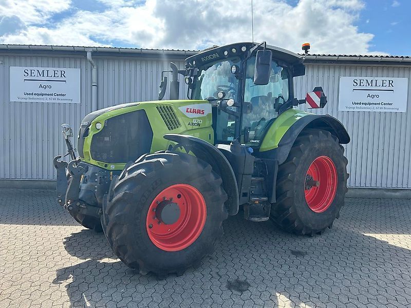 Claas Axion 870 Tractor €109,063