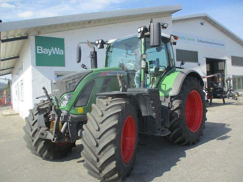 Fendt 724 Vario Profi Plus Tractor €83,109