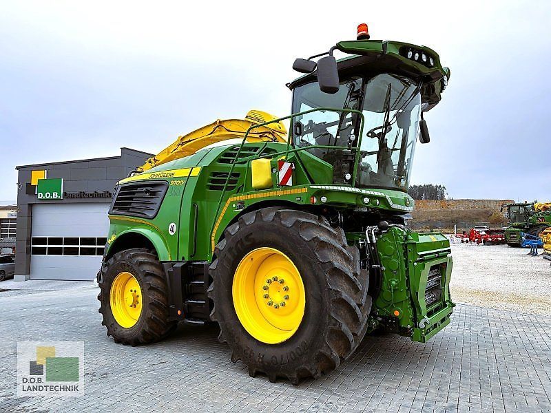 E-FARM: John Deere 9700 - Sieczkarnia samobieżna - id 5RYQ4ZR - Rok produkcji: 2022 - Motogodziny: 505,Moc silnika: 825,Niemcy