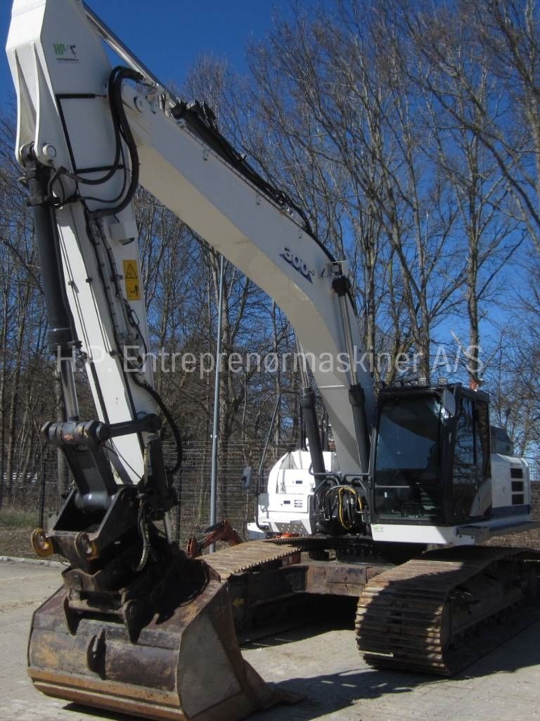 Hitachi zx 300 lc-6 Excavadora de orugas 79.624 €