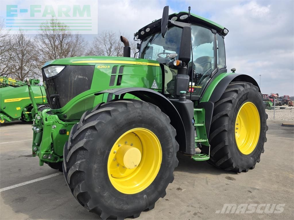 John Deere 6250 R Traktor 122.000 €