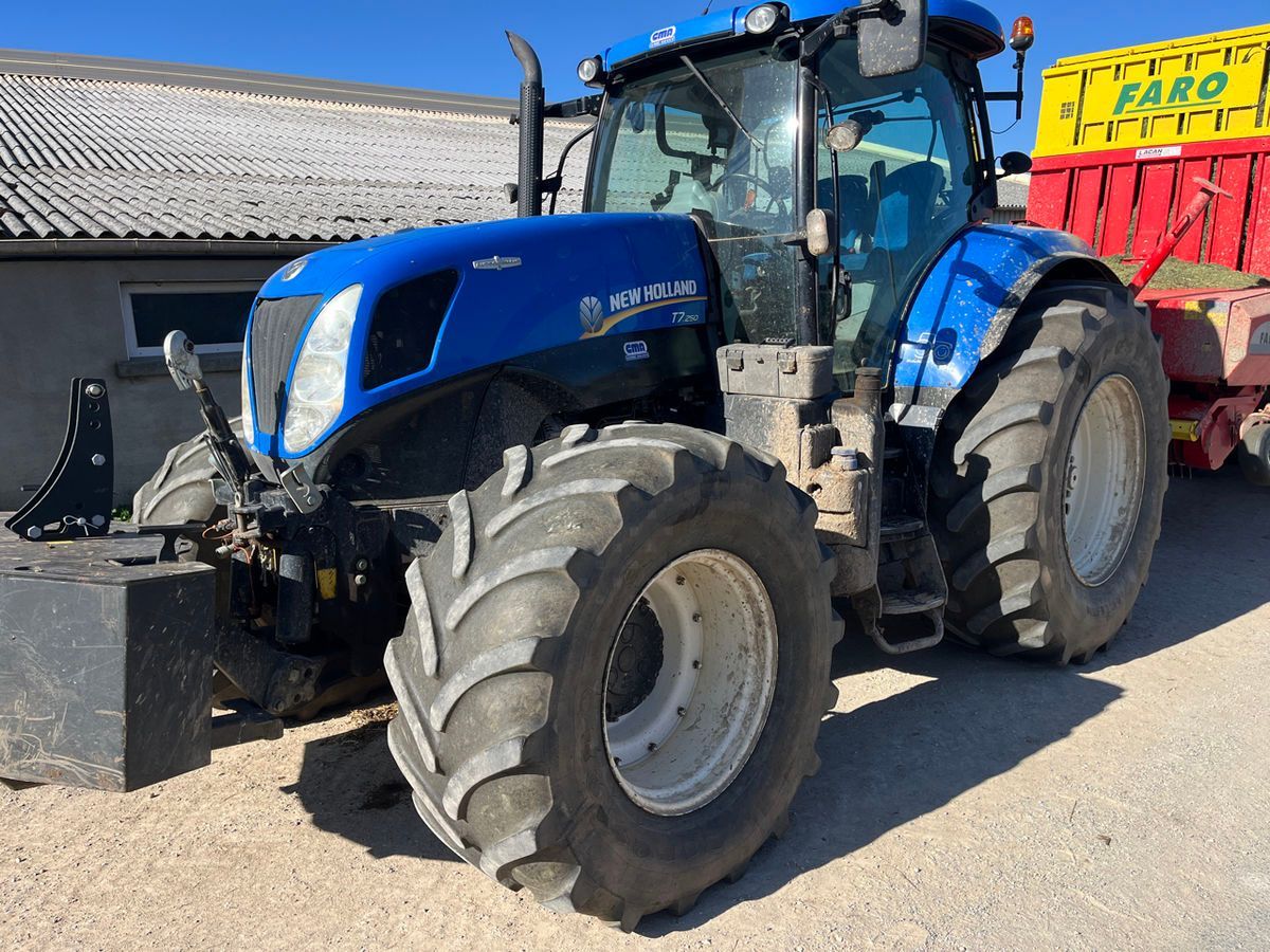 New Holland T7.250 Tractor
