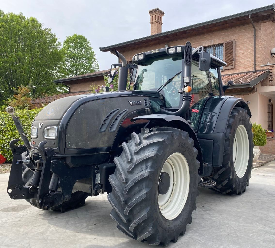 Valtra T 202 Traktor