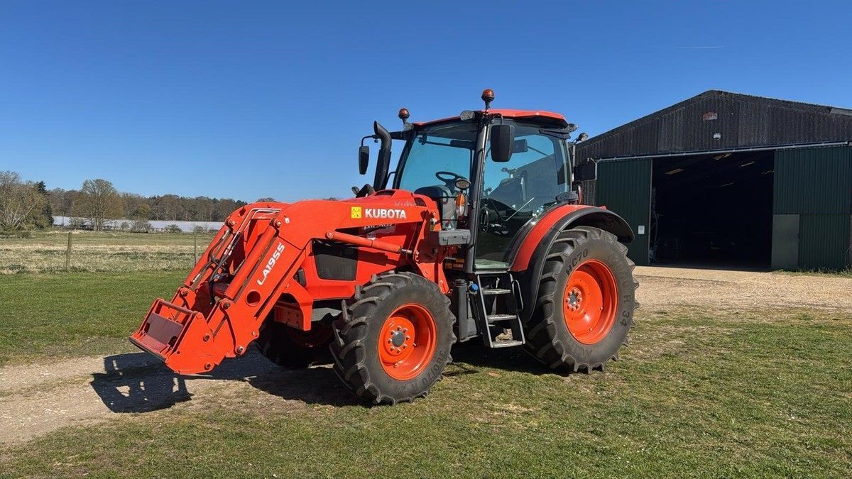E-FARM: Kubota m105 gx compact tractor - Tracteur - id HCMBICE - 39 720 € - Année: 2021 - Lecture du nombre d'heure: 2 108,Royaume-Uni