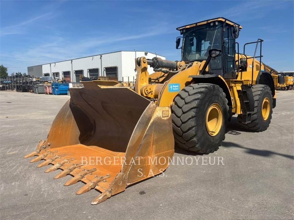 E-FARM: Caterpillar 966 - Radlader - id SRATQJD - 280.000 € - Baujahr: 2022 - Abgelesene Motorstunden: 2.844,Frankreich