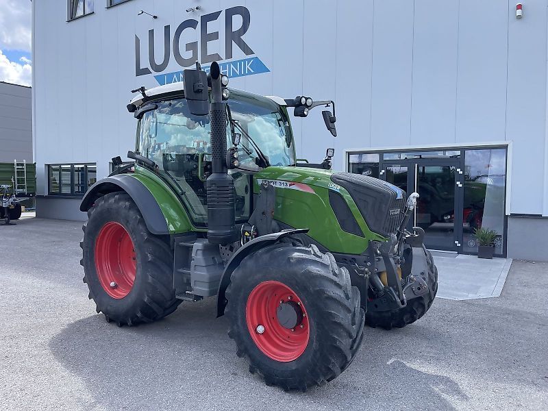 Fendt 313 Vario Tractor €74,750