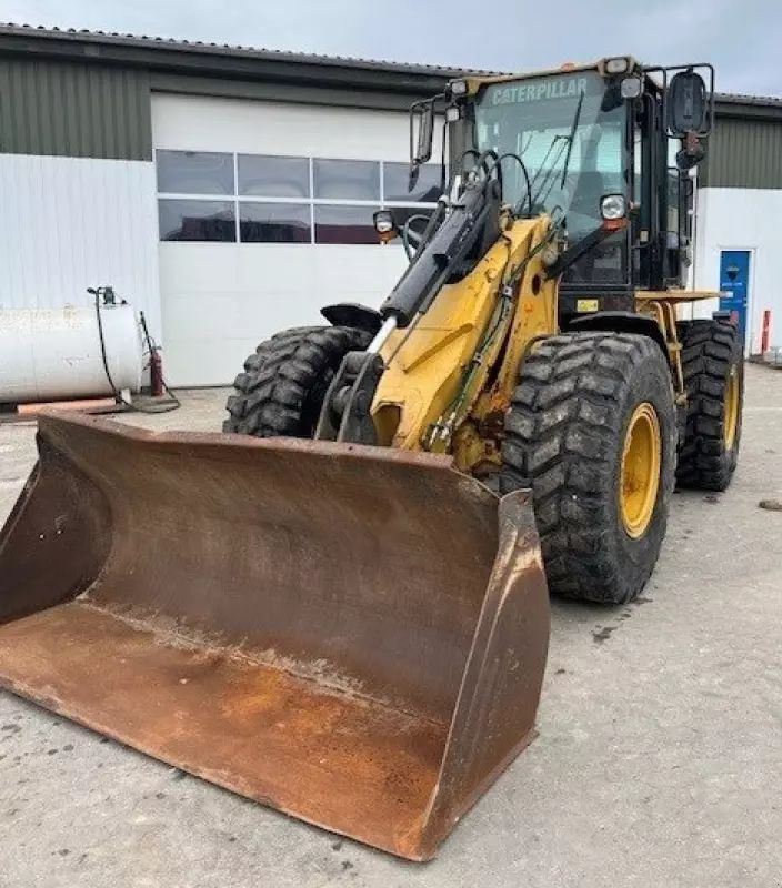 E-FARM: Caterpillar 924 g - Chargeuse sur pneus - id BLYYYLA - 26 142 € - Lecture du nombre d'heure: 8 600 - Danemark