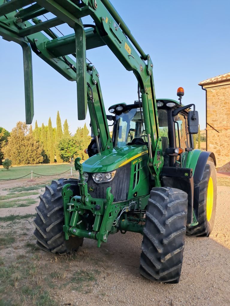 John Deere 6120 M Traktor 90 000 €