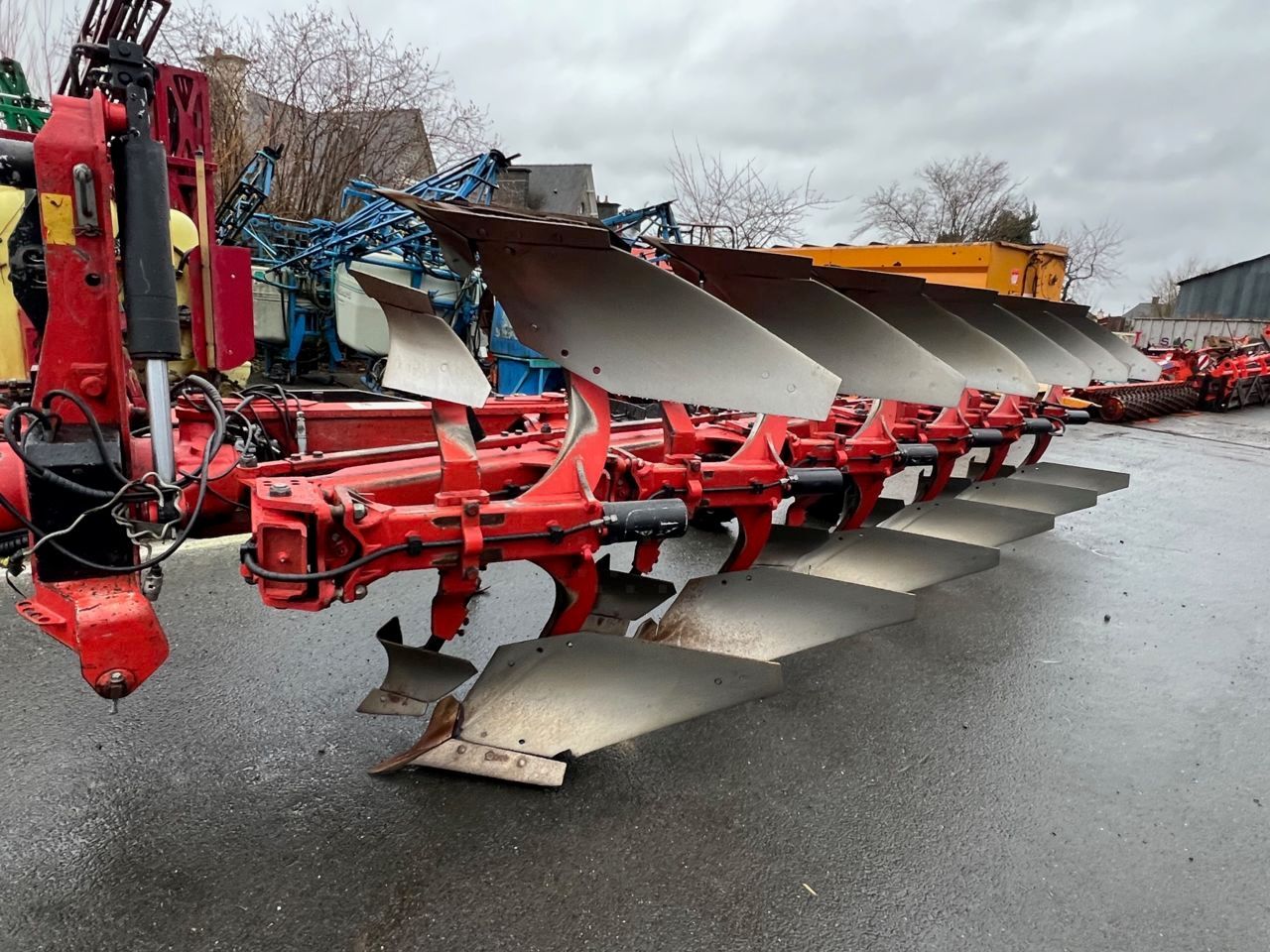 GREGOIRE BESSON rwy9 Plough €16,800