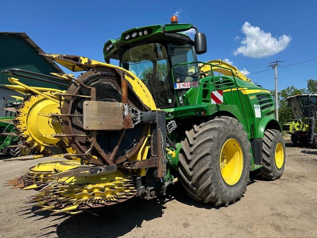 E-FARM: John Deere 8600 - Самоходный кормоуборочный комбайн - id ZSIVPNZ - 173 718 € - Год выпуска: 2016 - Отработанные часы: 2 153,Мощьность двигателя: 620,Венгрия