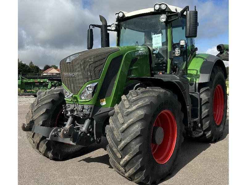 E-FARM: Fendt 828 Vario - Tractor - id XIRS19T - €145,000 - Year of construction: 2018 - Engine hours: 3,150,Engine power (HP): 280,France