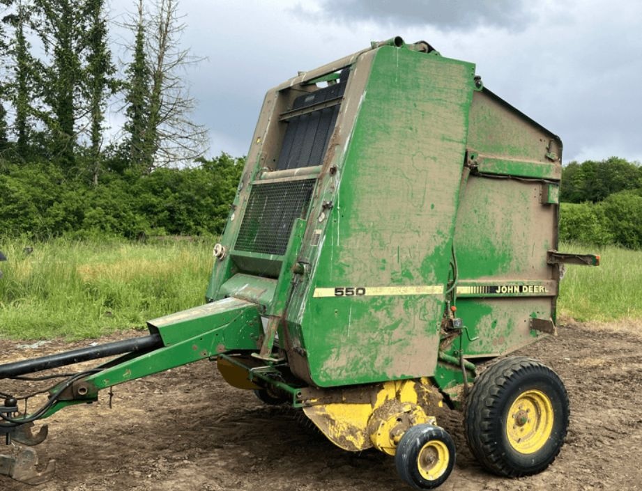 John Deere 550 baler €3,900