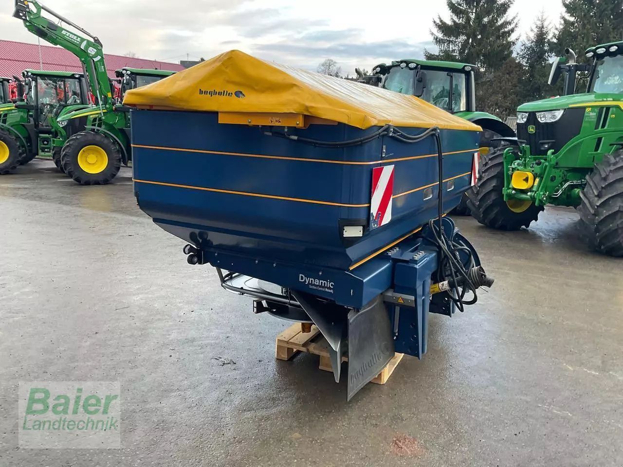 Bogballe m3w isobus Fertiliser spreader €10,000
