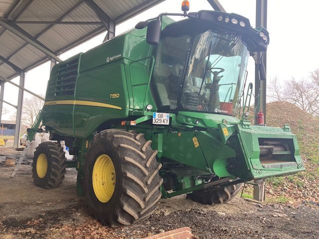 John Deere T550 Combină de recoltat 140.000 EUR
