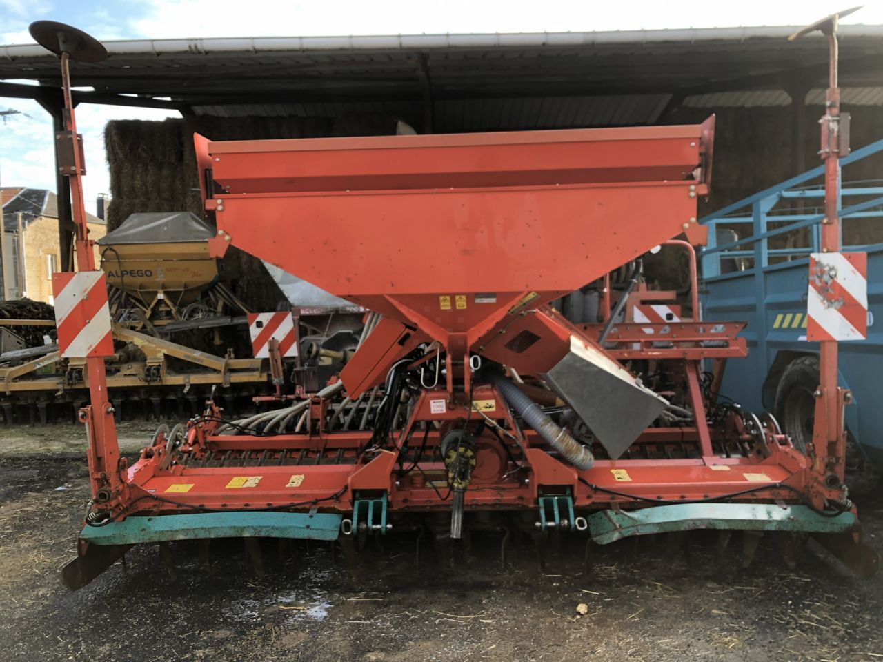 Kverneland i drill pro Drilling machine combination €9,000