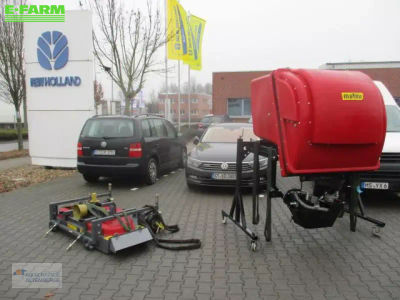 E-FARM: sonstige matev materialaufnahmegerät + mähwerk - Municipal equipment - id XWGM4LX - €10,000 - Year of construction: 2014 - Germany