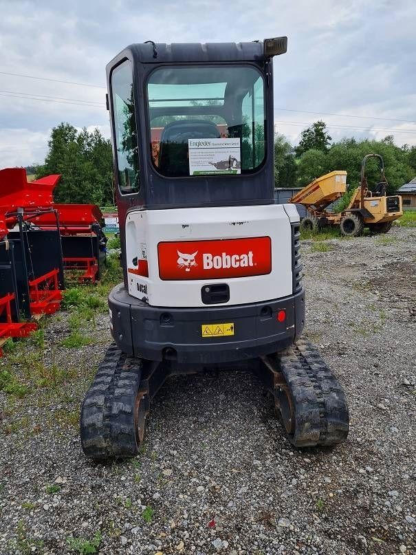 Bobcat e 26 em Mini bager 24.000 €